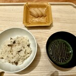 虎白 - すっぽん生姜ご飯 すっぽん出汁のお吸い物 漬物