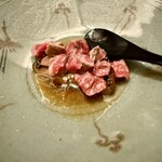虎白 - 原木椎茸 ゴルゴンゾーラブルーチーズ ヒレたたき肉