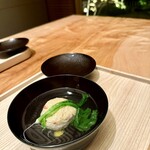 虎白 - 蟹真薯のお椀