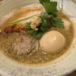 ジャパニーズ ラーメン 五感 - 