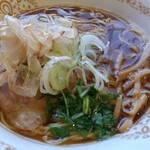 和RA-MEN だし奉行 - 