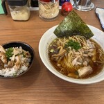 横浜家系ラーメン なぶら家 - ランチセット