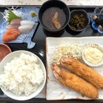 まちの魚屋さん杉マル - サクサクダブルエビフライとミニお造り定食