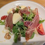 LA TABLE DE YAMASAKI - 生ハムとりんごとクルミのサラダ