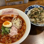 中華そば たく - 料理写真:中華そば赤 トントロ丼