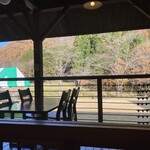 パスカル清見 - 外でもお食事できます。
