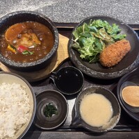 ダイナミックキッチン＆バー 響 カレッタ汐留店  - 