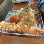 お食事処 かね光水産 - 