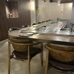 鉄板料理 らくだ - カウンター