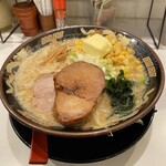 北海道らーめん みそ熊 - 料理写真: