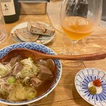 煮込みとパン はにかみや - 