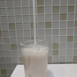 新宿高野 - ドリンク写真:バナナジュースでひとやすみ 365円