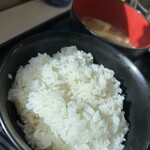 レストランミートアイランド - 丼ぶり飯。