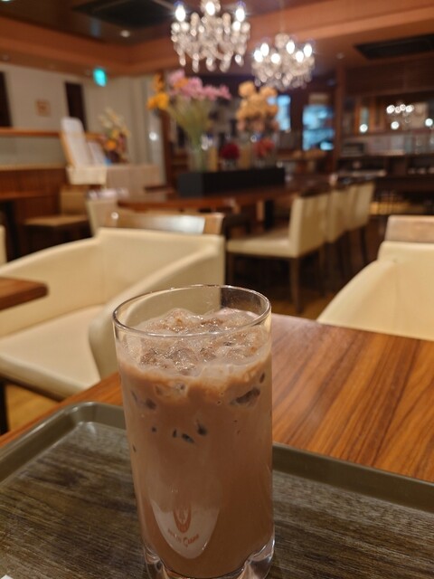 Bakery Cafe Crown Musashisakai Ten