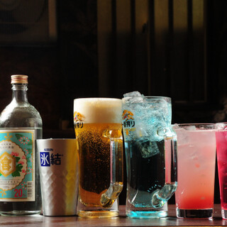 忘年会など大人数での宴会は、生ビール付の飲み放題でカンパイ！