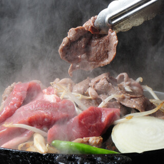 臭みのないジンギスカンは、マニアにも苦手な方にもオススメ◎