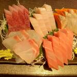 八丈島郷土料理 源八船頭 - 