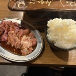 飛騨焼肉ホルモンぼたん - 