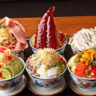 "Tsukishima Monja: Ingredients Delivered Fresh from Toyosu Market! Batter Rich in Dashi"