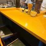 希須林 - カウンター席