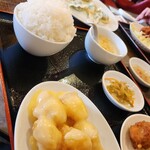 本格四川料理 華洋2号店 - 