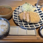 ヘレカツマニア豚彦 - 料理写真:リブロースカツ定食