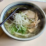 らーめん 貴州屋 - 料理写真:塩ラーメン、サッパリ系いい感じです