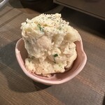 鳥焼酒場ゆかり - 鶏屋のポテトサラダ