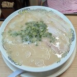 博多豚骨ラーメン　ぶっとび - 