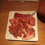 焼肉ホルモンやまと 大船店 - 牛タン切り落とし