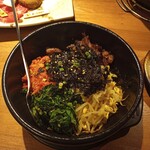 焼肉ホルモンやまと - 石焼ビビンバ