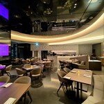 328763546 - 素敵な店内