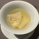茶禅華 - 雉のスープ　ワンタン　蕪