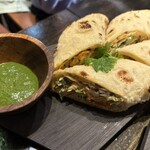 スパイス&創作酒場 MAD CHEFs 池袋西口店 - カティロール