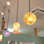 丸山珈琲  - ガラス照明を記念に１つ買いました♪丸山珈琲ハルニレテラス店の斜め向かいにある”ギャラリー樹環”さんにて。