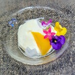 創作四川料理 廣明 - 鹿追町のマンゴー