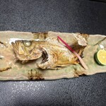 鮨よし - メジナの塩焼き