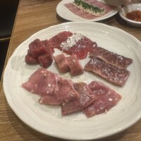 炭火焼肉ホルモン うしごろ 中目黒店 - 