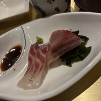 馬刺しと焼き鳥 グルマン三年坂 - 