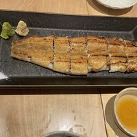 うなぎ四代目菊川 東京駅黒塀横丁店 - 