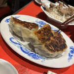 恵比寿 大龍軒 - 焼き餃子~もっちり皮とぎっしり肉餡で、個人的には120%ど真ん中