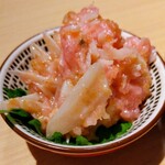 まつりや - 季節のおばんざい(まぐろの梅水晶)