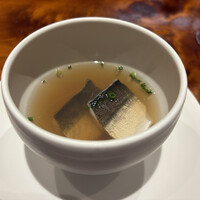 馳走西健一 - 椎茸のコンソメスープ　　カマス