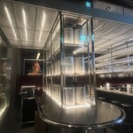 T-MARKET PUBLIC TABLE - 