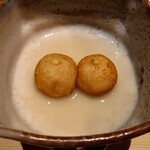 温石 - 揚げ立ての麻機蓮根団子