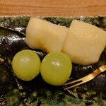 温石 - ラ・フランスとシャインマスカット