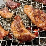 ホルモン焼肉　ぶち - 