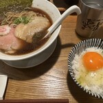 おダシと銀しゃり 中華そば 雲雀 - 