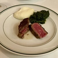 ウルフギャング・ステーキハウス 丸の内店 - プライムステーキ
                    マッシュポテト／クリームスピナッチ