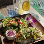 ランドリーカフェ マカナ - ポキ